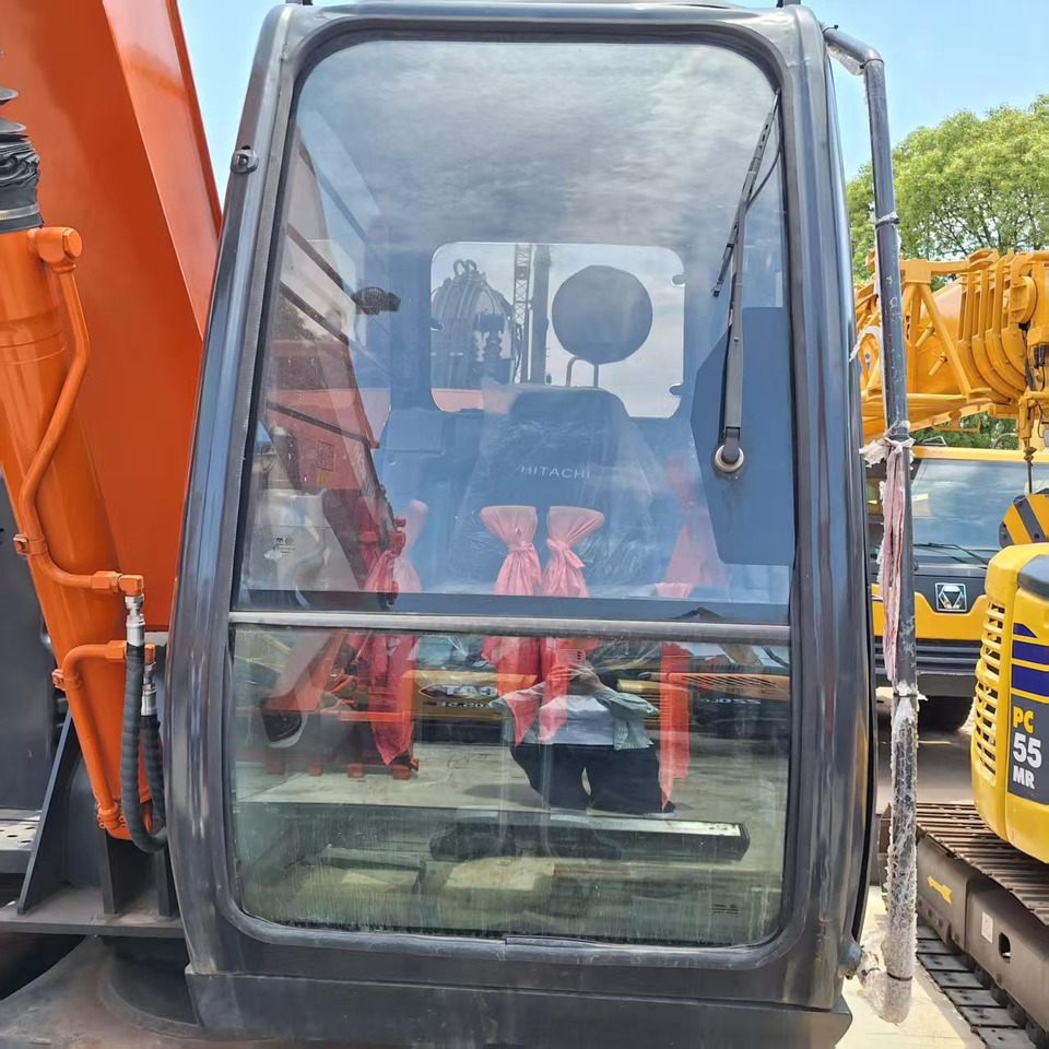 Hitachi ZX70 Excavator - Верижен багер: снимка 3 Hitachi ZX70 Excavator - Верижен багер: снимка 3