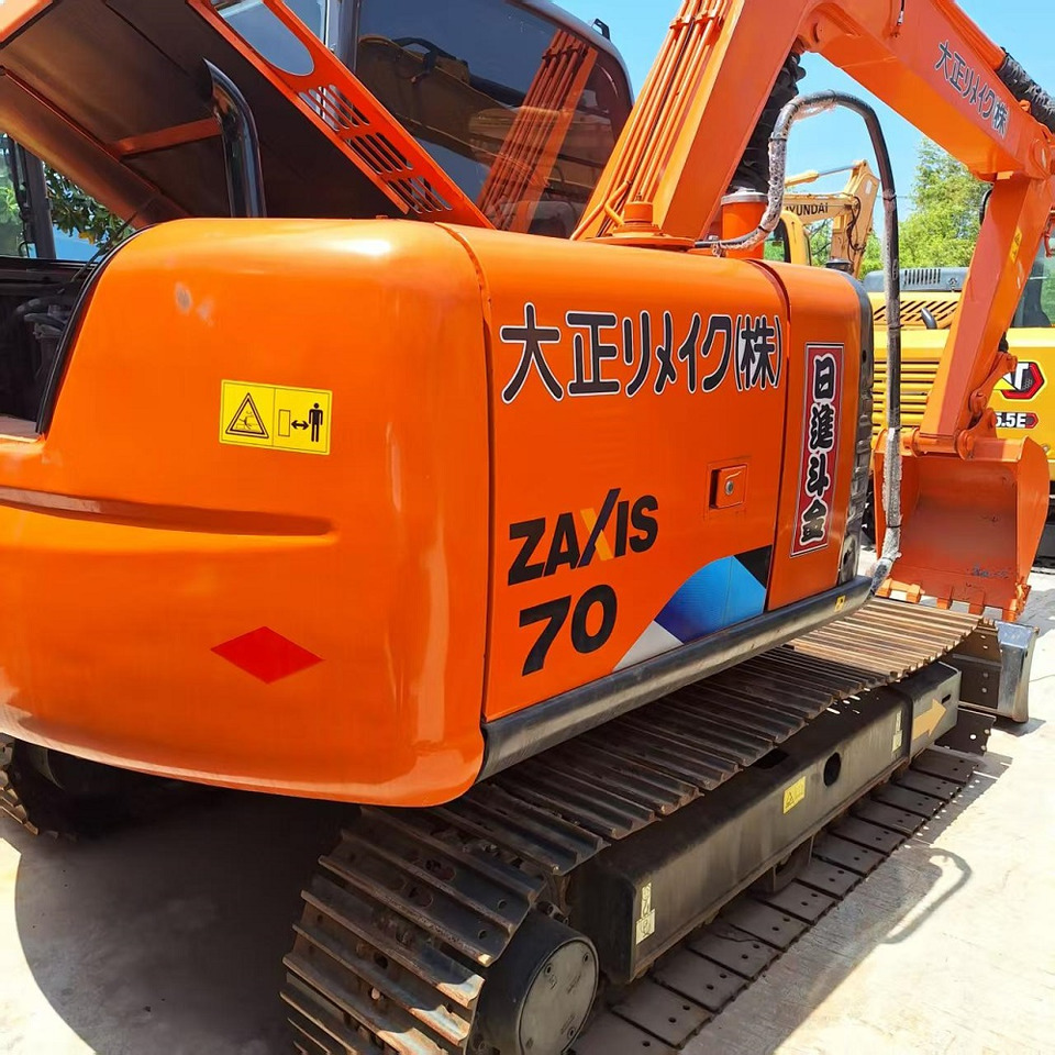 Hitachi ZX70 Excavator - Верижен багер: снимка 1 Hitachi ZX70 Excavator - Верижен багер: снимка 1