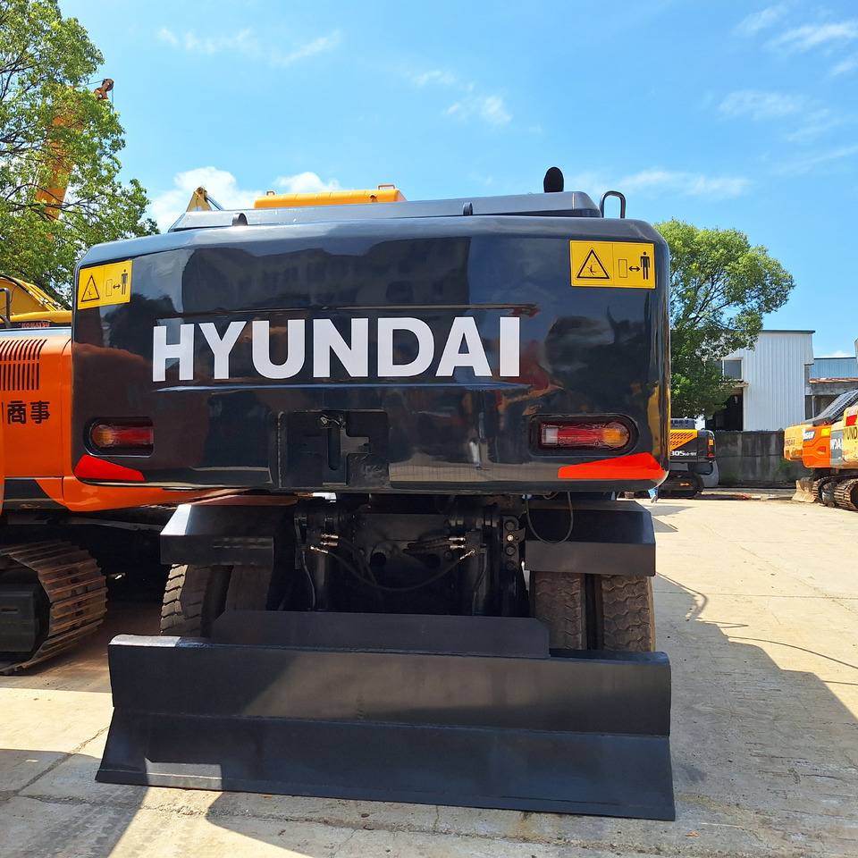 Hyundai 210w-9T wheel excavator - Колесен багер: снимка 5 Hyundai 210w-9T wheel excavator - Колесен багер: снимка 5