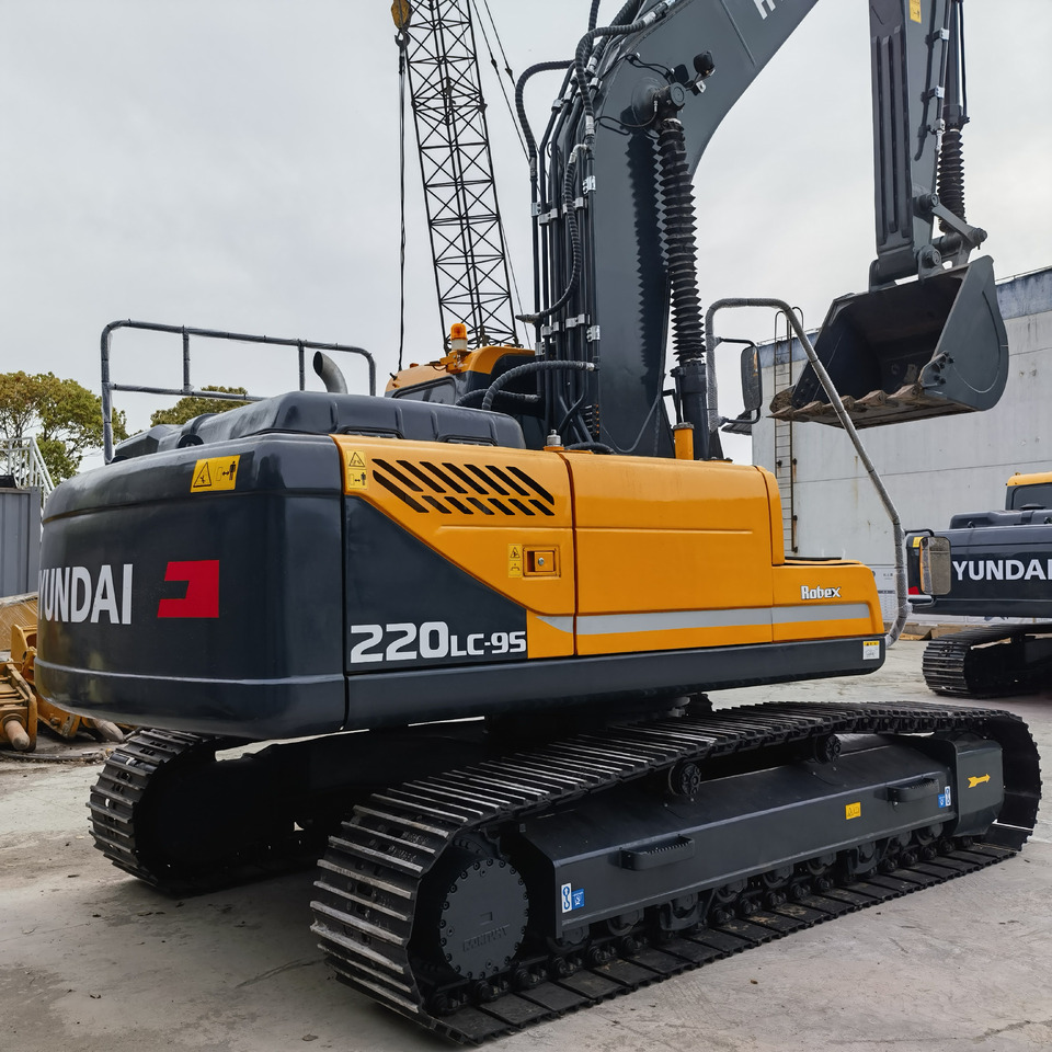 Hyundai 220LC-9S Excavator - Верижен багер: снимка 2 Hyundai 220LC-9S Excavator - Верижен багер: снимка 2
