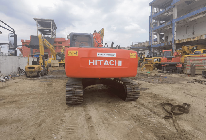 Japan made used hitachi ex120-5 ex120 crawler excavator ex200 ex200-5 zx120 zx200 zx210 FOR SALE - Верижен багер: снимка 5 Japan made used hitachi ex120-5 ex120 crawler excavator ex200 ex200-5 zx120 zx200 zx210 FOR SALE - Верижен багер: снимка 5
