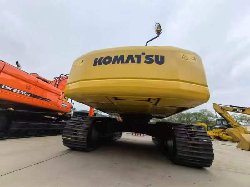 KOMATSU PC220-8 excavator - Верижен багер: снимка 2 KOMATSU PC220-8 excavator - Верижен багер: снимка 2