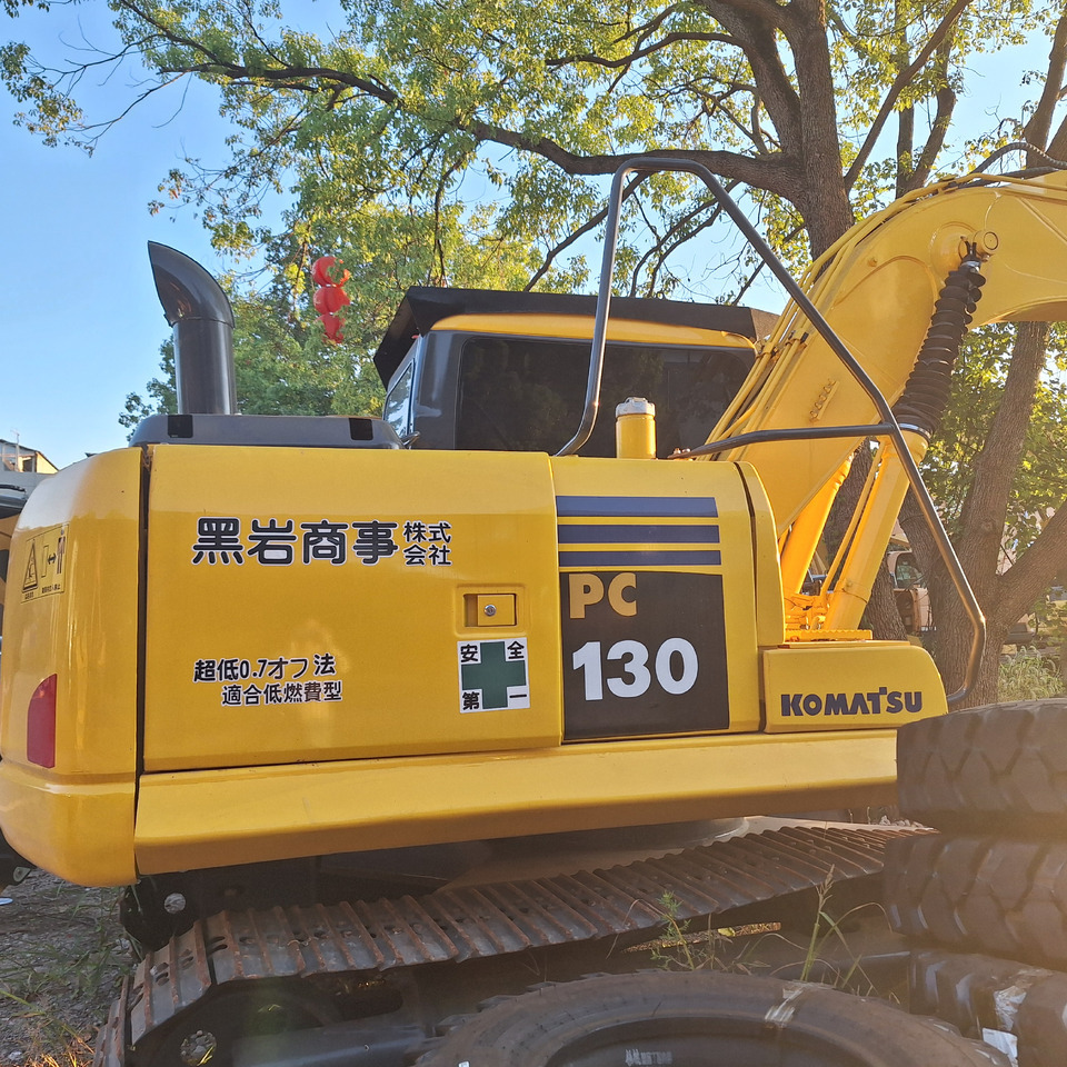 Komatsu PC130 Excavator - Верижен багер: снимка 1 Komatsu PC130 Excavator - Верижен багер: снимка 1