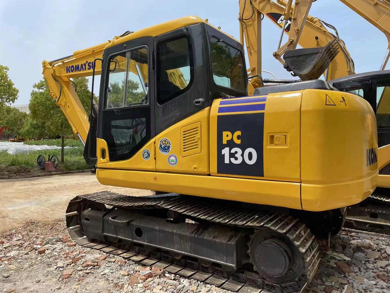Komatsu PC130 Excavator - Верижен багер: снимка 1 Komatsu PC130 Excavator - Верижен багер: снимка 1