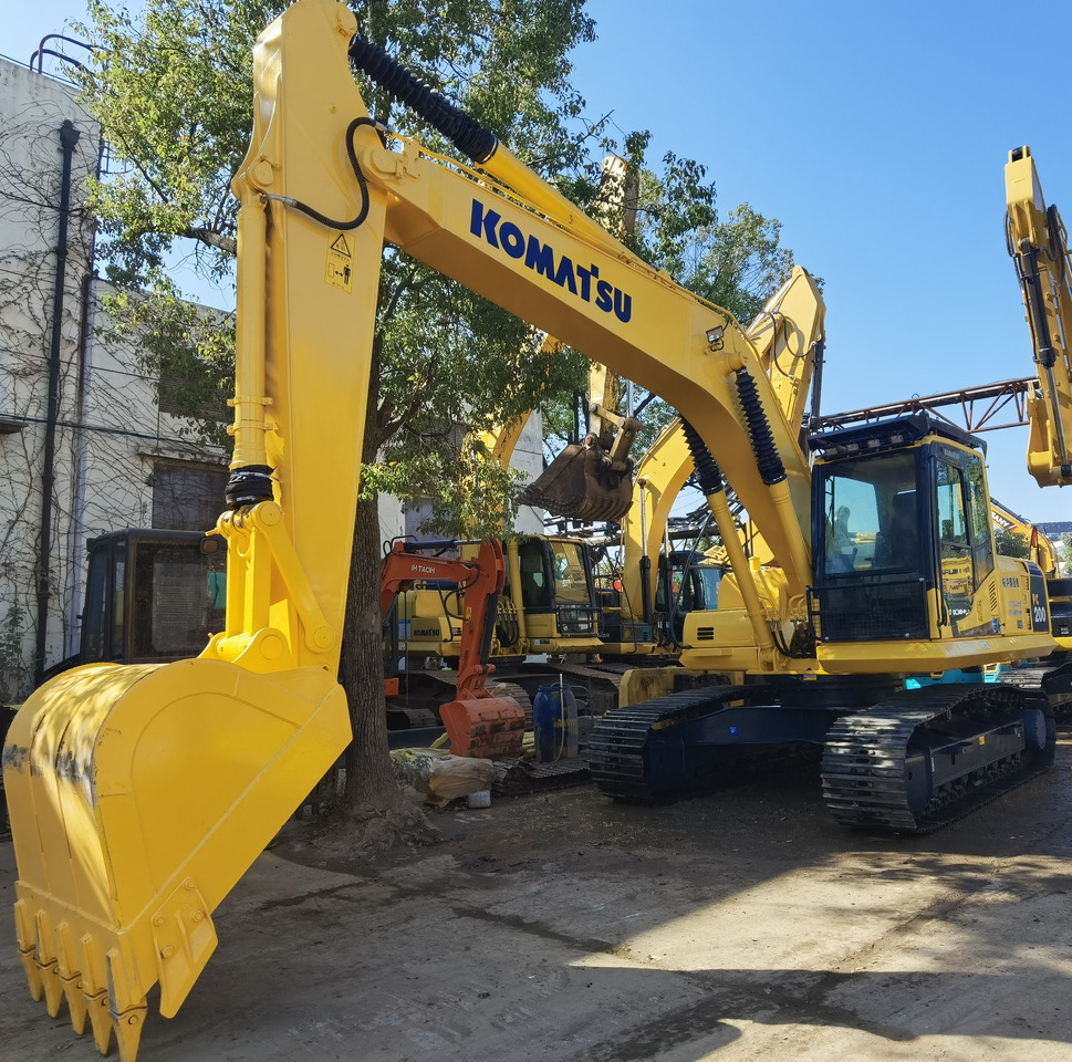 Komatsu PC200-8 Excavator - Верижен багер: снимка 3 Komatsu PC200-8 Excavator - Верижен багер: снимка 3
