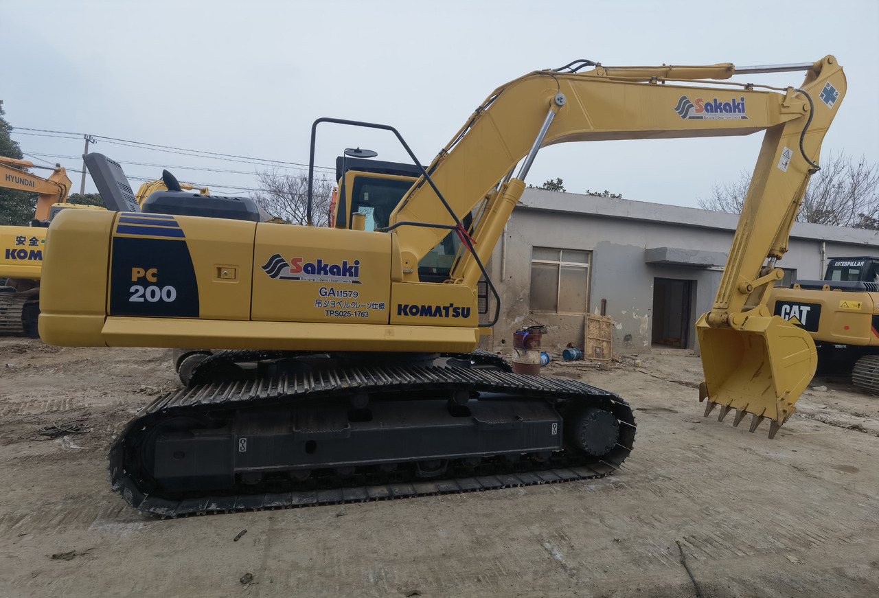Komatsu PC200-8 Excavator - Верижен багер: снимка 5 Komatsu PC200-8 Excavator - Верижен багер: снимка 5