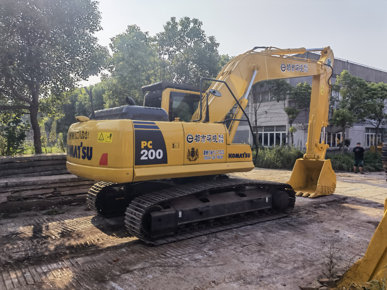 Komatsu PC200-8 Excavator - Верижен багер: снимка 1 Komatsu PC200-8 Excavator - Верижен багер: снимка 1