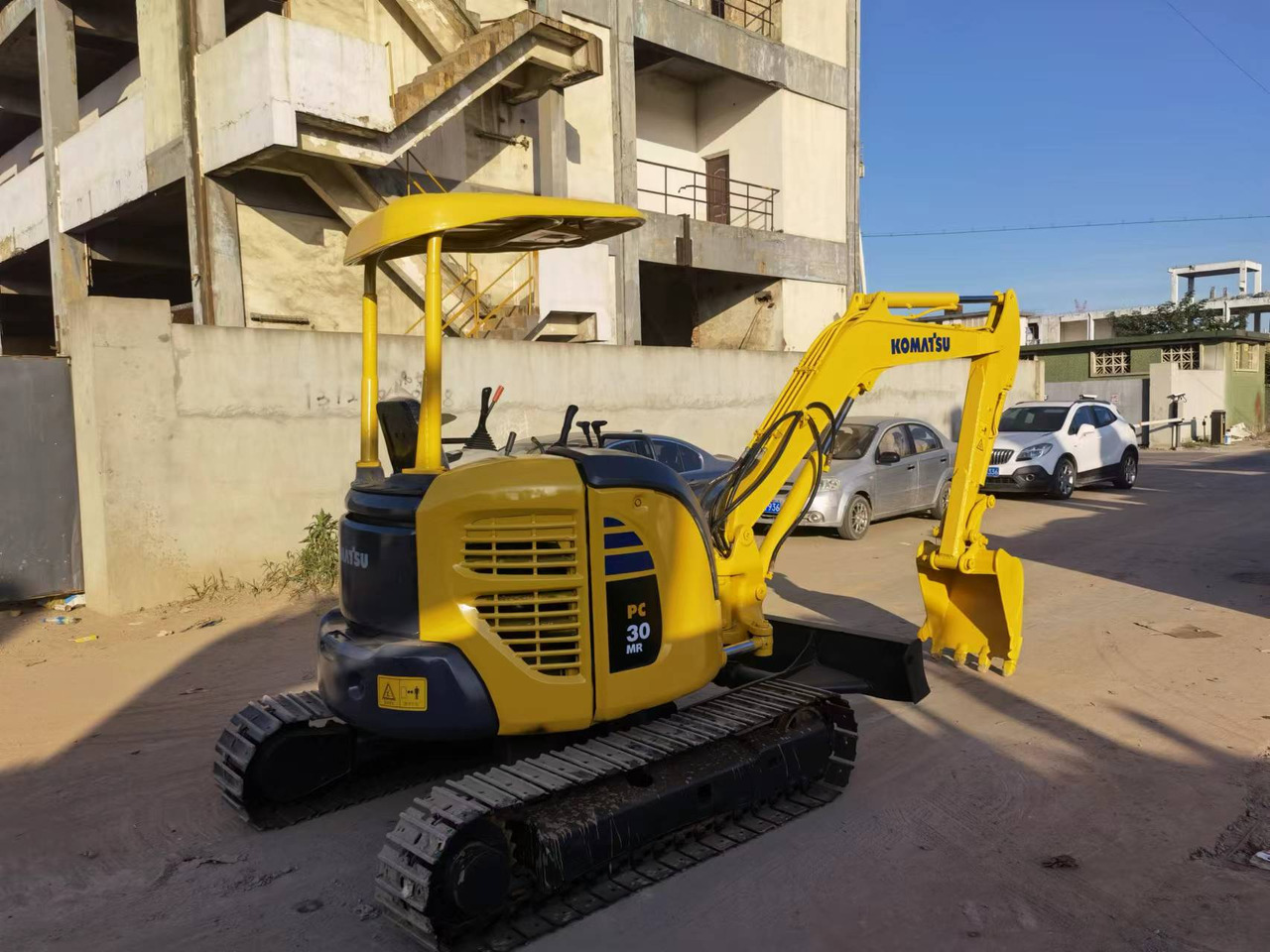Komatsu PC30 Excavator - Верижен багер: снимка 5 Komatsu PC30 Excavator - Верижен багер: снимка 5