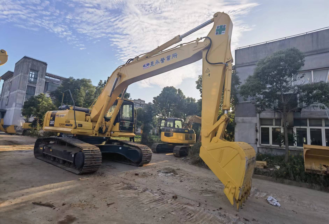 Komatsu PC300-7 Excavator - Верижен багер: снимка 3 Komatsu PC300-7 Excavator - Верижен багер: снимка 3