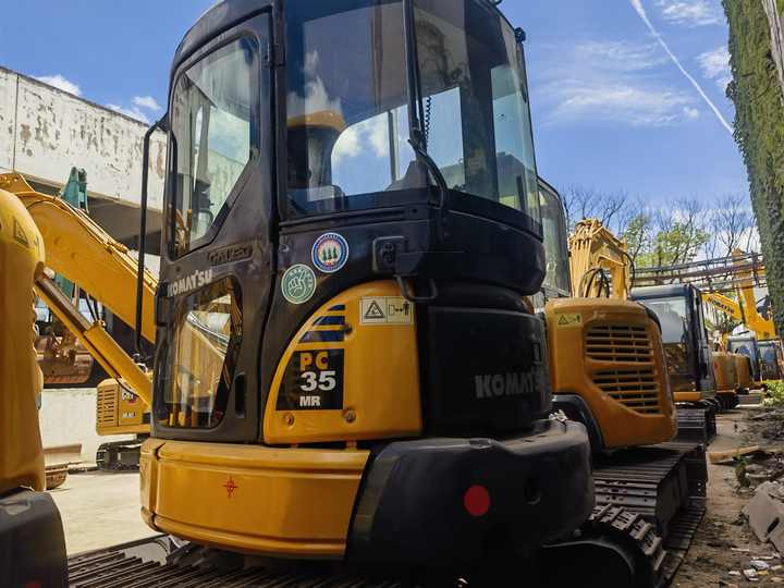 Komatsu PC35MR-3 excavator - Верижен багер: снимка 4 Komatsu PC35MR-3 excavator - Верижен багер: снимка 4