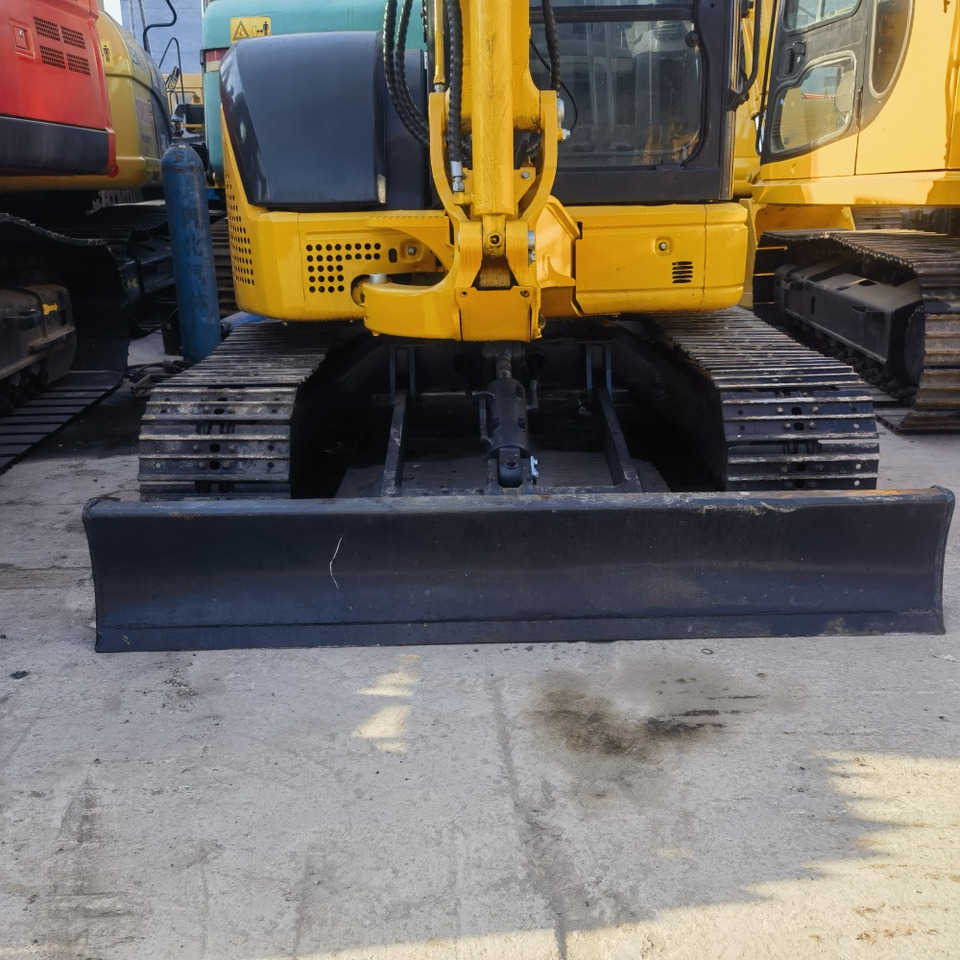 Komatsu PC55MR-2 Excavator - Мини багер: снимка 4 Komatsu PC55MR-2 Excavator - Мини багер: снимка 4