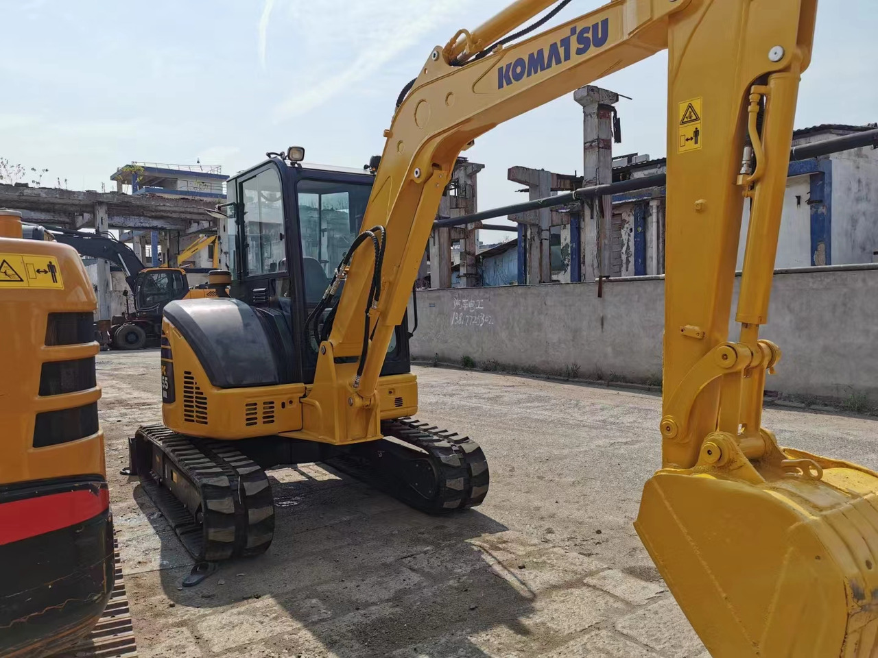 Komatsu PC55MR-3 Excavator - Мини багер: снимка 2 Komatsu PC55MR-3 Excavator - Мини багер: снимка 2