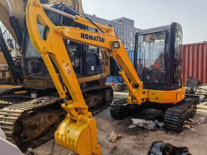 Komatsu mini excavator PC35MR cheap for sale Komatsu digger excavator 3.5 ton used excavator PC35 for sale - Верижен багер: снимка 2 Komatsu mini excavator PC35MR cheap for sale Komatsu digger excavator 3.5 ton used excavator PC35 for sale - Верижен багер: снимка 2