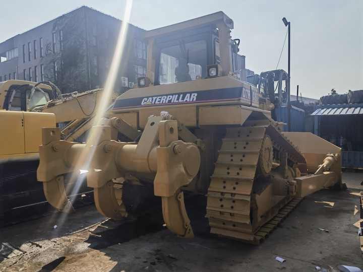 Original Japan made earth-moving bulldozer Caterpillar D7H dozer CAT heavy bulldozer D7 cheap dozer in China - Булдозер: снимка 3 Original Japan made earth-moving bulldozer Caterpillar D7H dozer CAT heavy bulldozer D7 cheap dozer in China - Булдозер: снимка 3