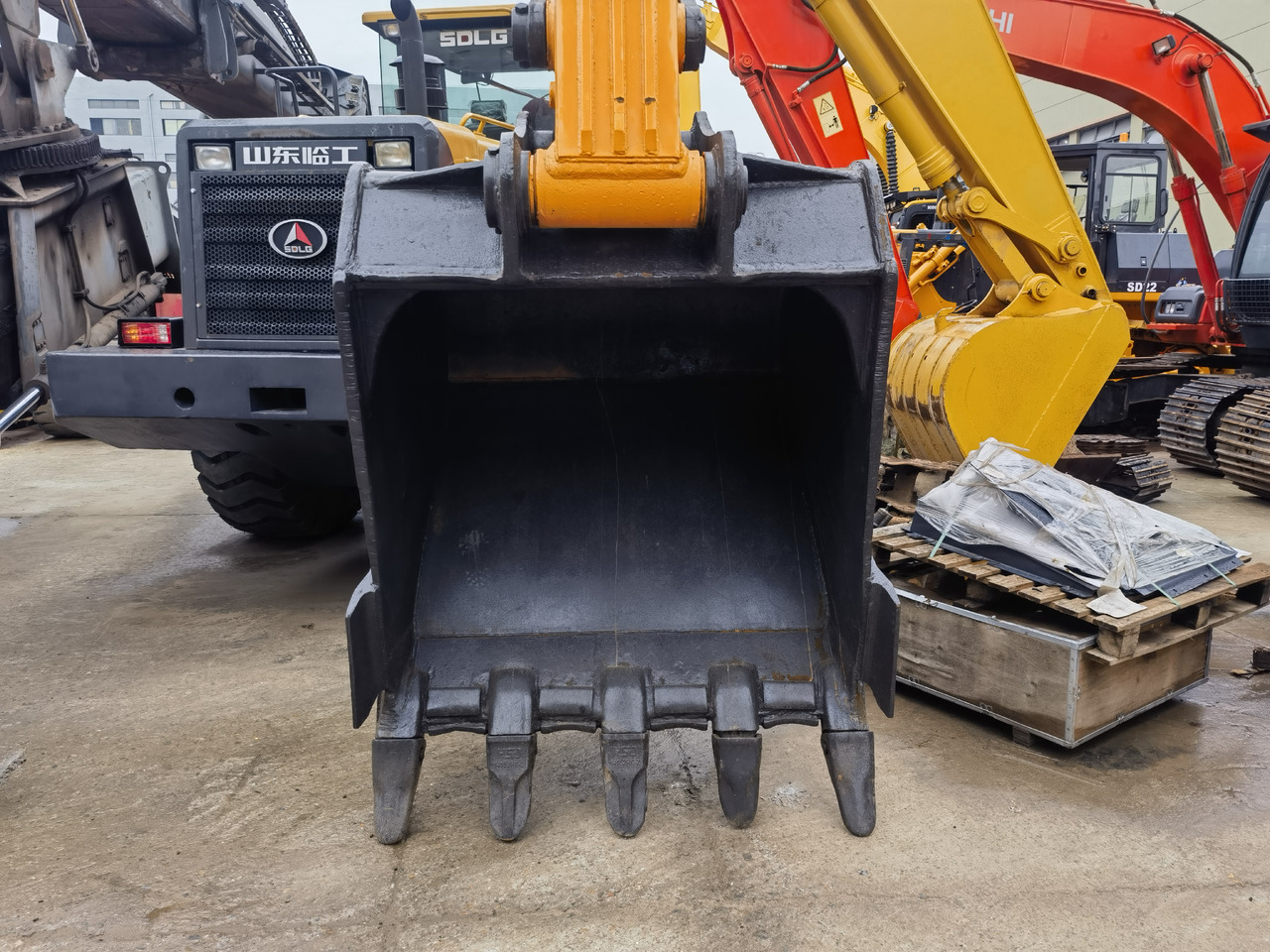 SANY 365H Excavator - Верижен багер: снимка 3 SANY 365H Excavator - Верижен багер: снимка 3