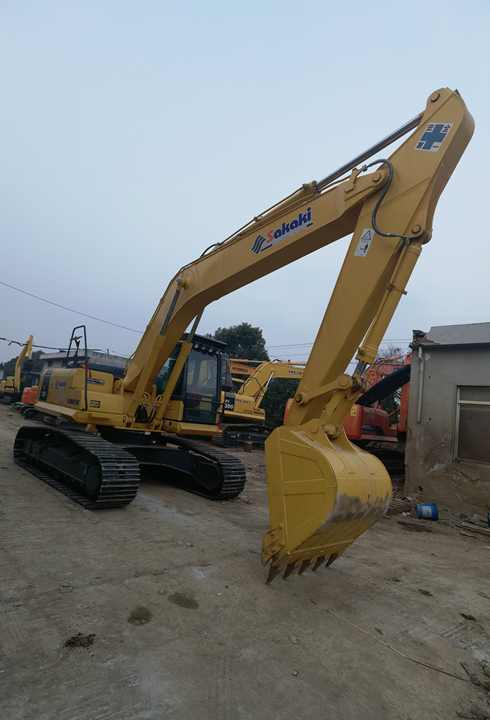 Used Komatsu Excavator machine japan komatsu PC200-8 PC220-8 hydraulic crawler used excavator - Верижен багер: снимка 4 Used Komatsu Excavator machine japan komatsu PC200-8 PC220-8 hydraulic crawler used excavator - Верижен багер: снимка 4