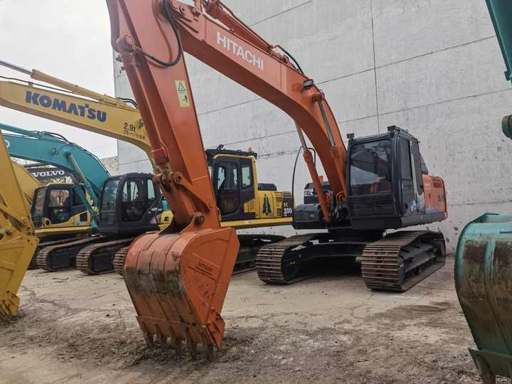 Used excavator Hitachi 20 ton original Japan Hitachi ZX200-3 ZX200-5G EX200-5 ZX240 Excavator FOR SALE - Багер: снимка 3 Used excavator Hitachi 20 ton original Japan Hitachi ZX200-3 ZX200-5G EX200-5 ZX240 Excavator FOR SALE - Багер: снимка 3
