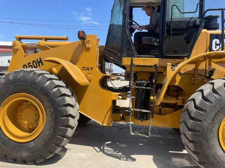 Caterpillar 950H wheel loader used heavy equipment cheap price 950H 966H 950GC for sale - Колесен товарач: снимка 2 Caterpillar 950H wheel loader used heavy equipment cheap price 950H 966H 950GC for sale - Колесен товарач: снимка 2