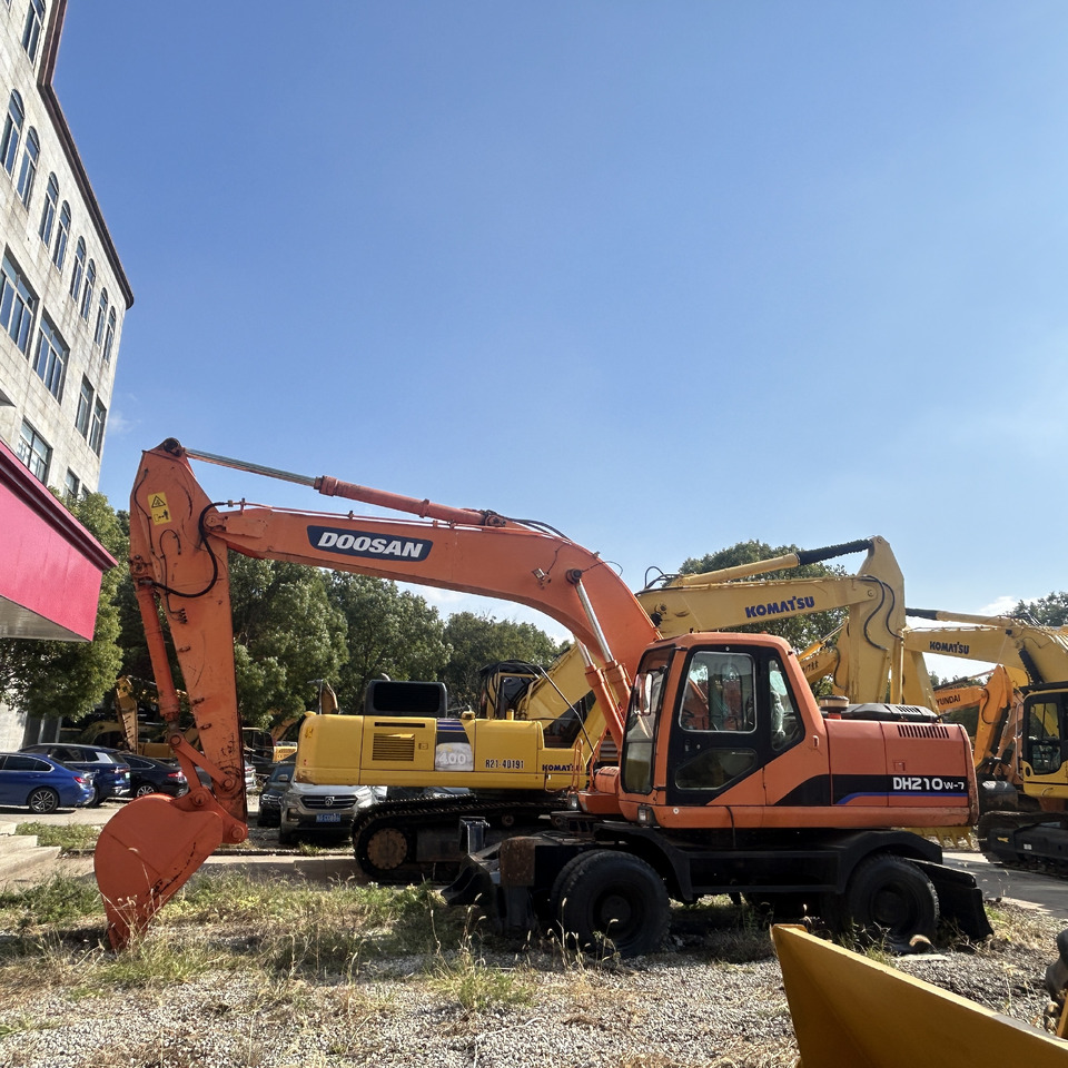 Doosan Doosan dh210w-7 wheel excavator - Колесен багер: снимка 1 Doosan Doosan dh210w-7 wheel excavator - Колесен багер: снимка 1