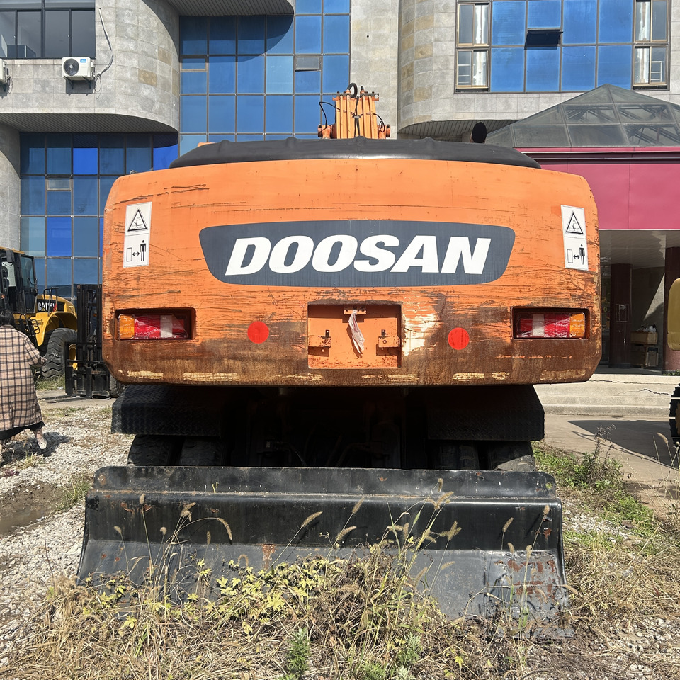 Doosan Doosan dh210w-7 wheel excavator - Колесен багер: снимка 2 Doosan Doosan dh210w-7 wheel excavator - Колесен багер: снимка 2