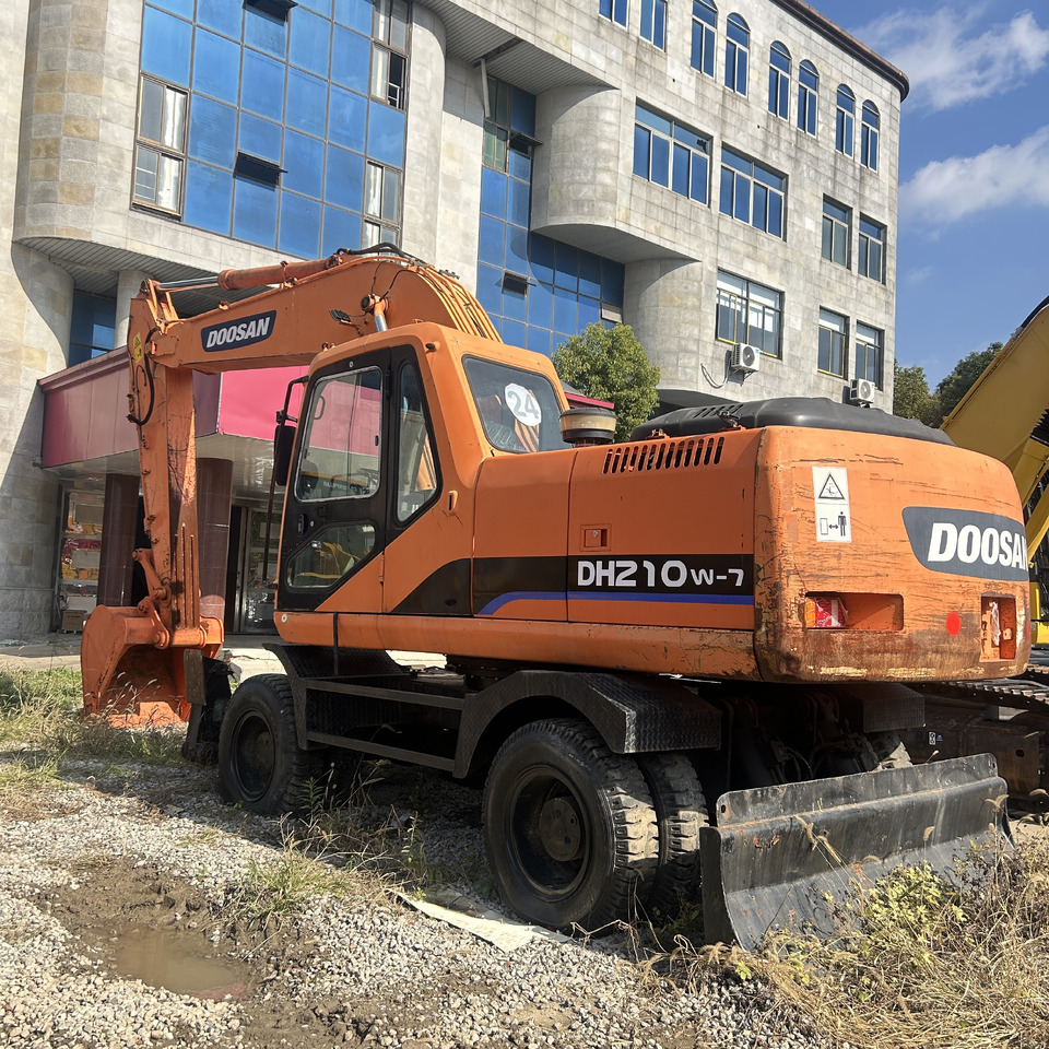 Doosan Doosan dh210w-7 wheel excavator - Колесен багер: снимка 5 Doosan Doosan dh210w-7 wheel excavator - Колесен багер: снимка 5