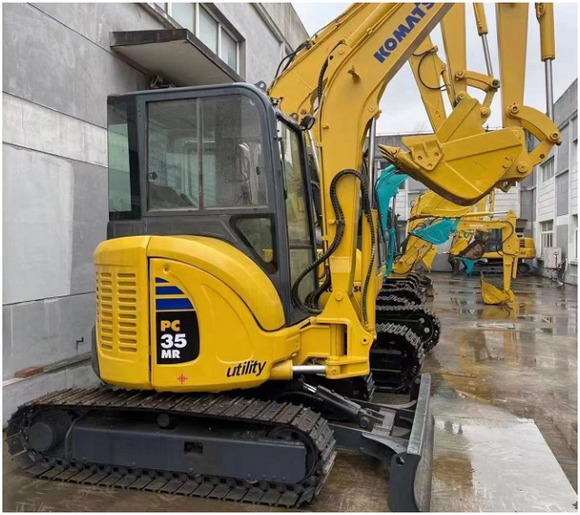 Fast delivery and high performance Used Komatsu PC35MR-3 Made In Japan on Hot Sale in china - Верижен багер: снимка 1 Fast delivery and high performance Used Komatsu PC35MR-3 Made In Japan on Hot Sale in china - Верижен багер: снимка 1