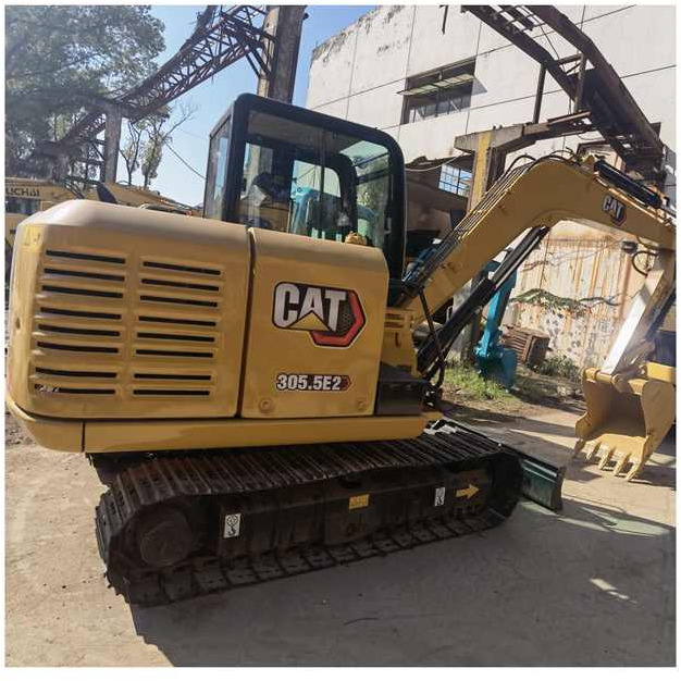 Original Japan earth moving used mini excavator CAT 305.5E2 with high quality cheap for sale - Верижен багер: снимка 1 Original Japan earth moving used mini excavator CAT 305.5E2 with high quality cheap for sale - Верижен багер: снимка 1