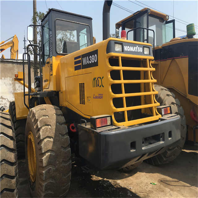 Second hand wheel loader Komatsu used Wheel loader WA320-3 WA320-1 WA380-3 cheap for sale - Колесен товарач: снимка 2 Second hand wheel loader Komatsu used Wheel loader WA320-3 WA320-1 WA380-3 cheap for sale - Колесен товарач: снимка 2