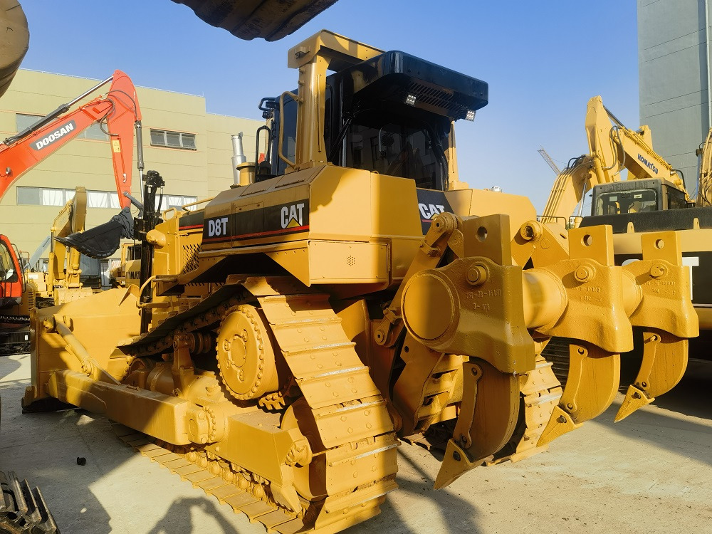 Used cat d8r bulldozer - Булдозер: снимка 1 Used cat d8r bulldozer - Булдозер: снимка 1