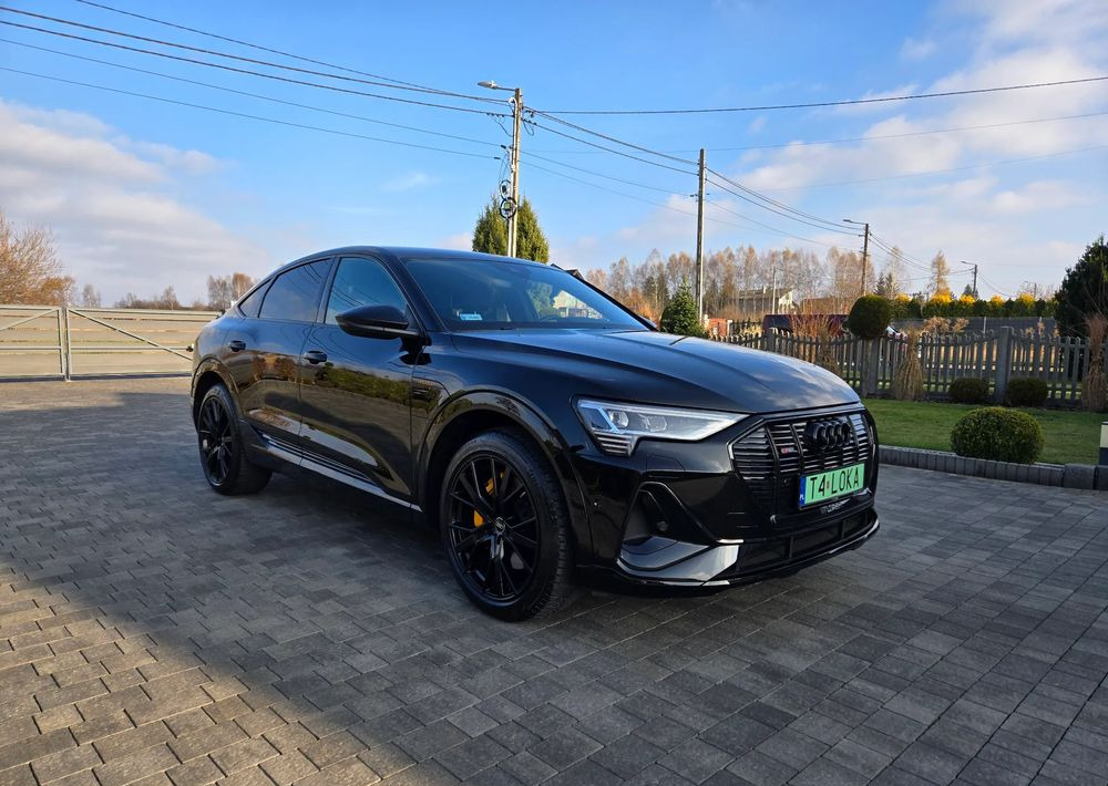 Audi e-tron 55 Quattro S Line - Лек автомобил: снимка 2 Audi e-tron 55 Quattro S Line - Лек автомобил: снимка 2