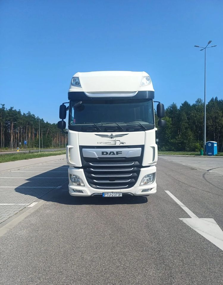 DAF XF 480 SUPER SPACE CAB / ZESTAW TANDEM PRZEJAZDOWY 120 M3 / SSC / ACC /EURO 6 - Камион с брезент: снимка 4 DAF XF 480 SUPER SPACE CAB / ZESTAW TANDEM PRZEJAZDOWY 120 M3 / SSC / ACC /EURO 6 - Камион с брезент: снимка 4