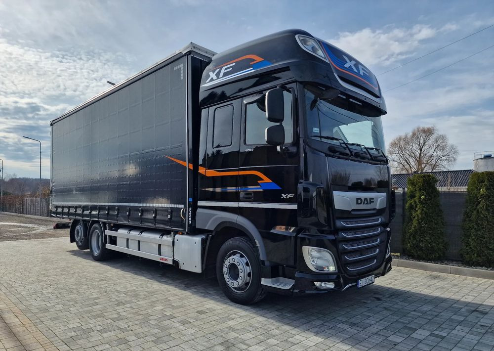 DAF XF 530 SUPER SPACE CAB /SSC / ACC /EURO 6 - Камион с брезент: снимка 1 DAF XF 530 SUPER SPACE CAB /SSC / ACC /EURO 6 - Камион с брезент: снимка 1