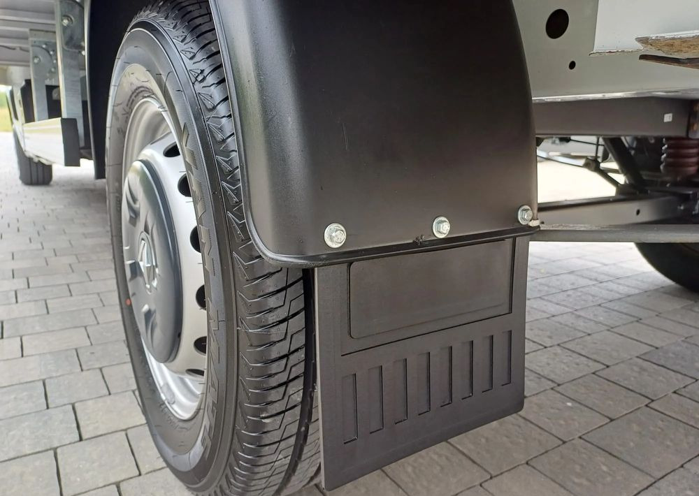 Брезентов бус Renault Master zabudowa 12 palet-reg wysokości Spanie XXL: снимка 15