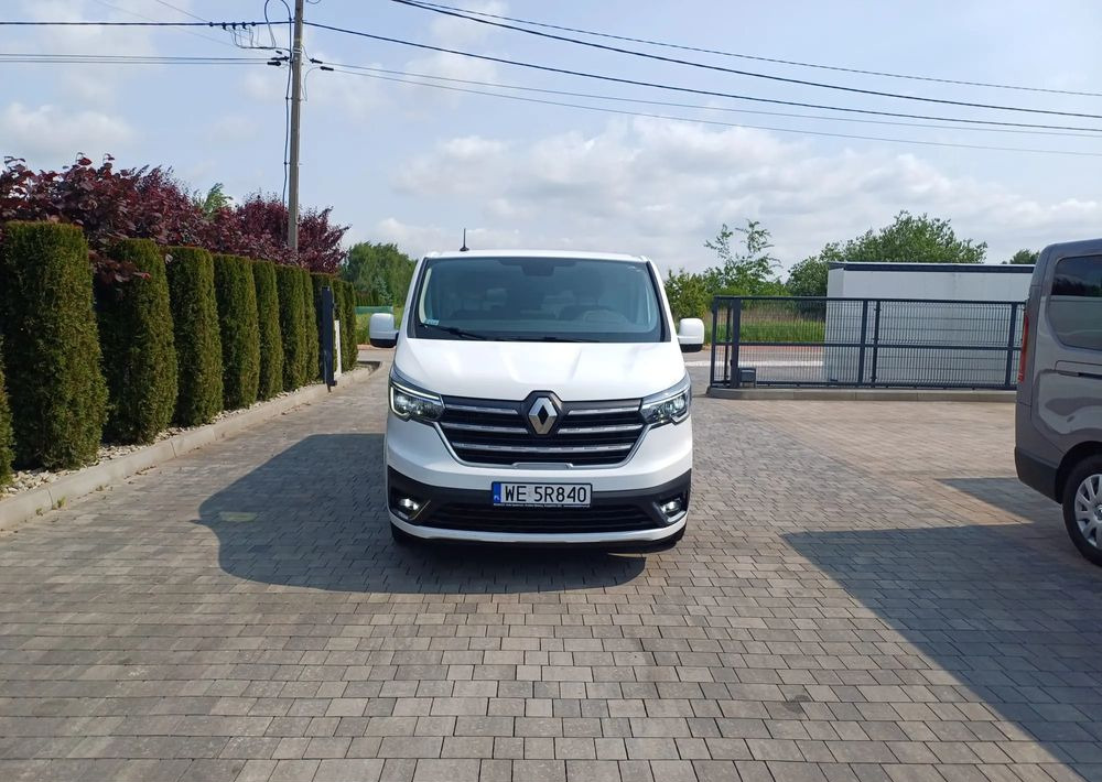 Renault Trafick - Товарен бус: снимка 2 Renault Trafick - Товарен бус: снимка 2