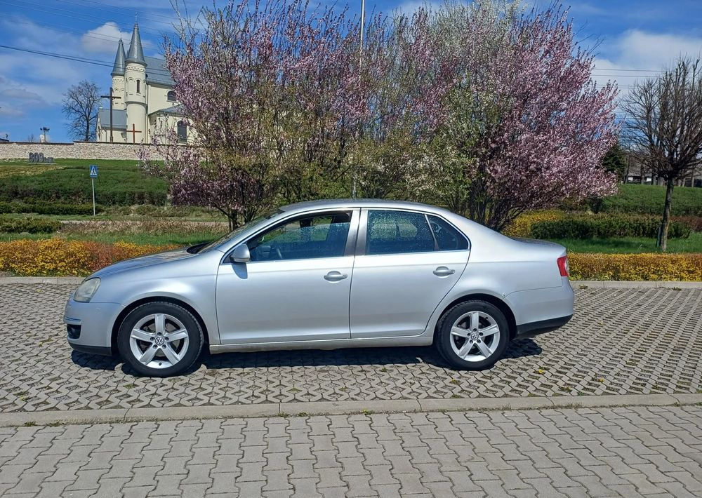 Volkswagen Jetta - Седан: снимка 3 Volkswagen Jetta - Седан: снимка 3