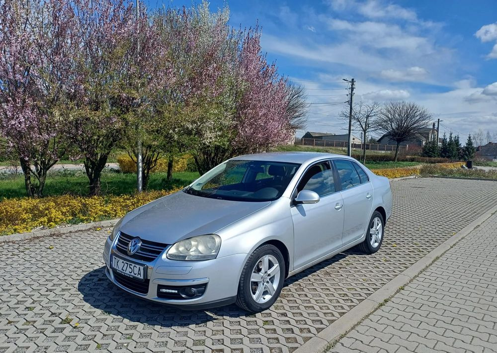 Volkswagen Jetta - Седан: снимка 1 Volkswagen Jetta - Седан: снимка 1