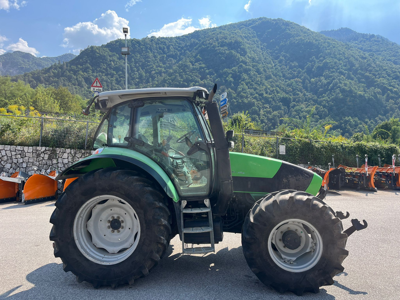 DEUTZ-FAHR AGROTRON K 420 - Трактор: снимка 4 DEUTZ-FAHR AGROTRON K 420 - Трактор: снимка 4