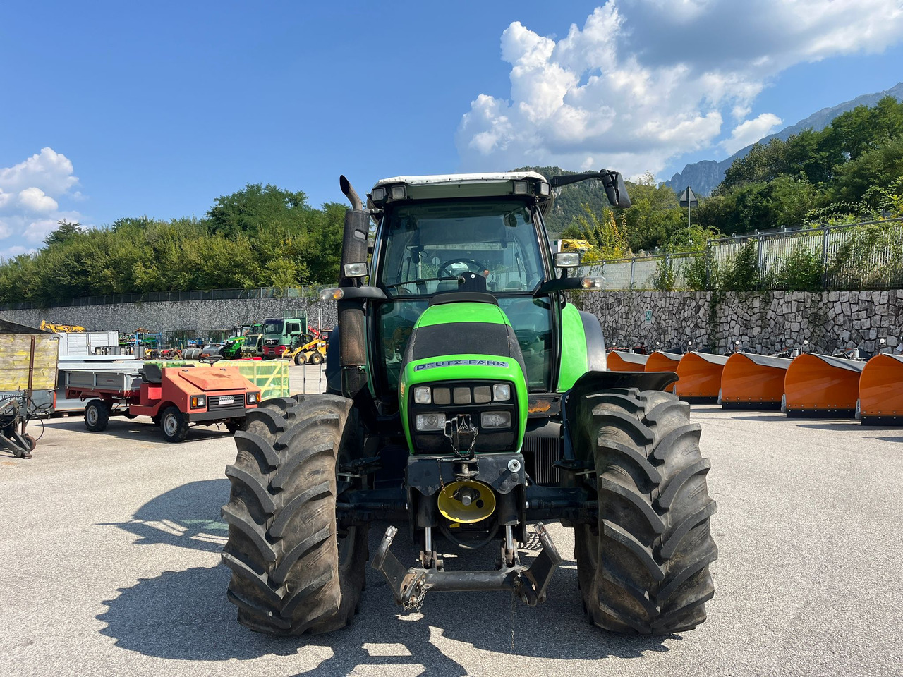 DEUTZ-FAHR AGROTRON K 420 - Трактор: снимка 2 DEUTZ-FAHR AGROTRON K 420 - Трактор: снимка 2