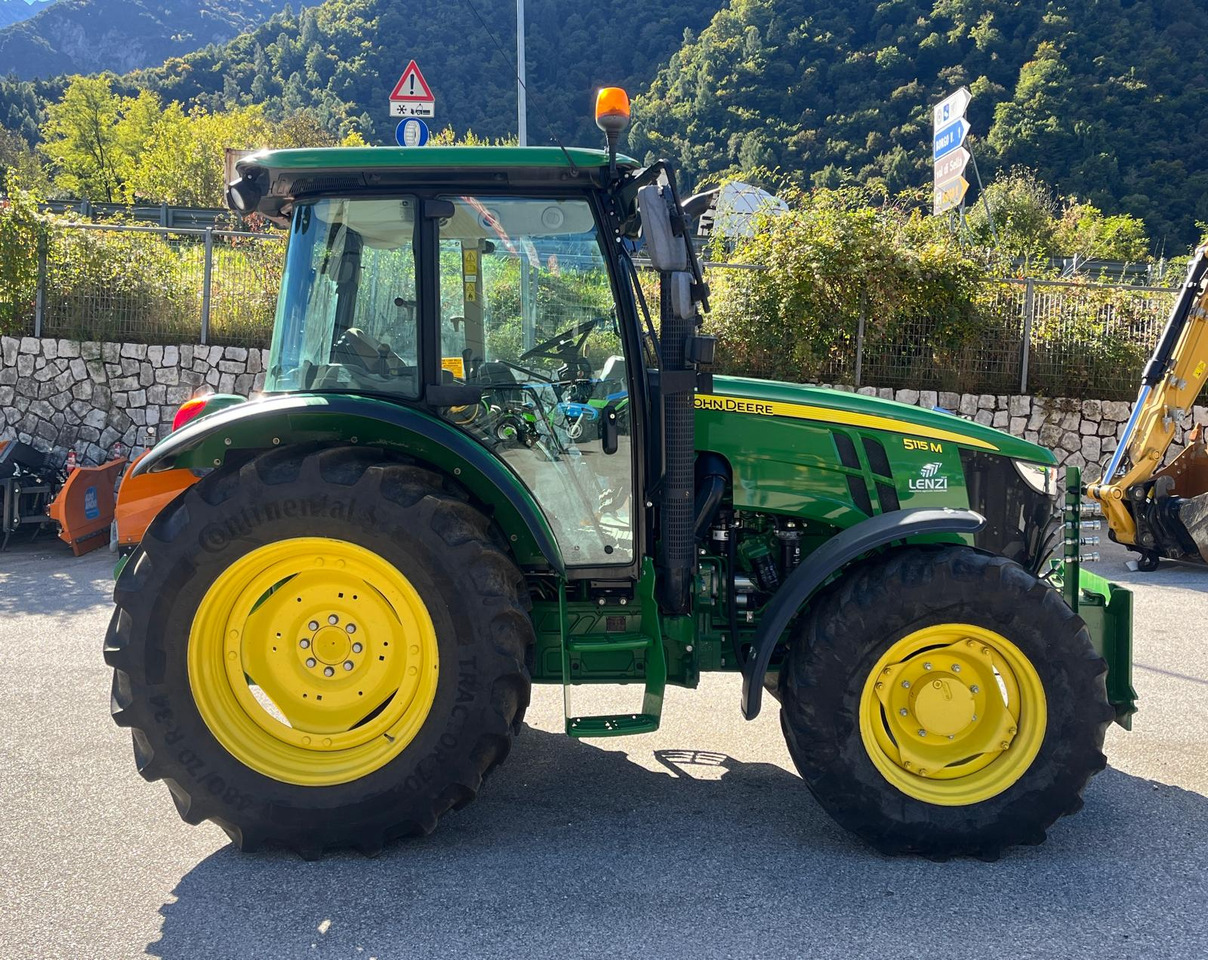 JOHN DEERE 5115M - Трактор: снимка 5 JOHN DEERE 5115M - Трактор: снимка 5