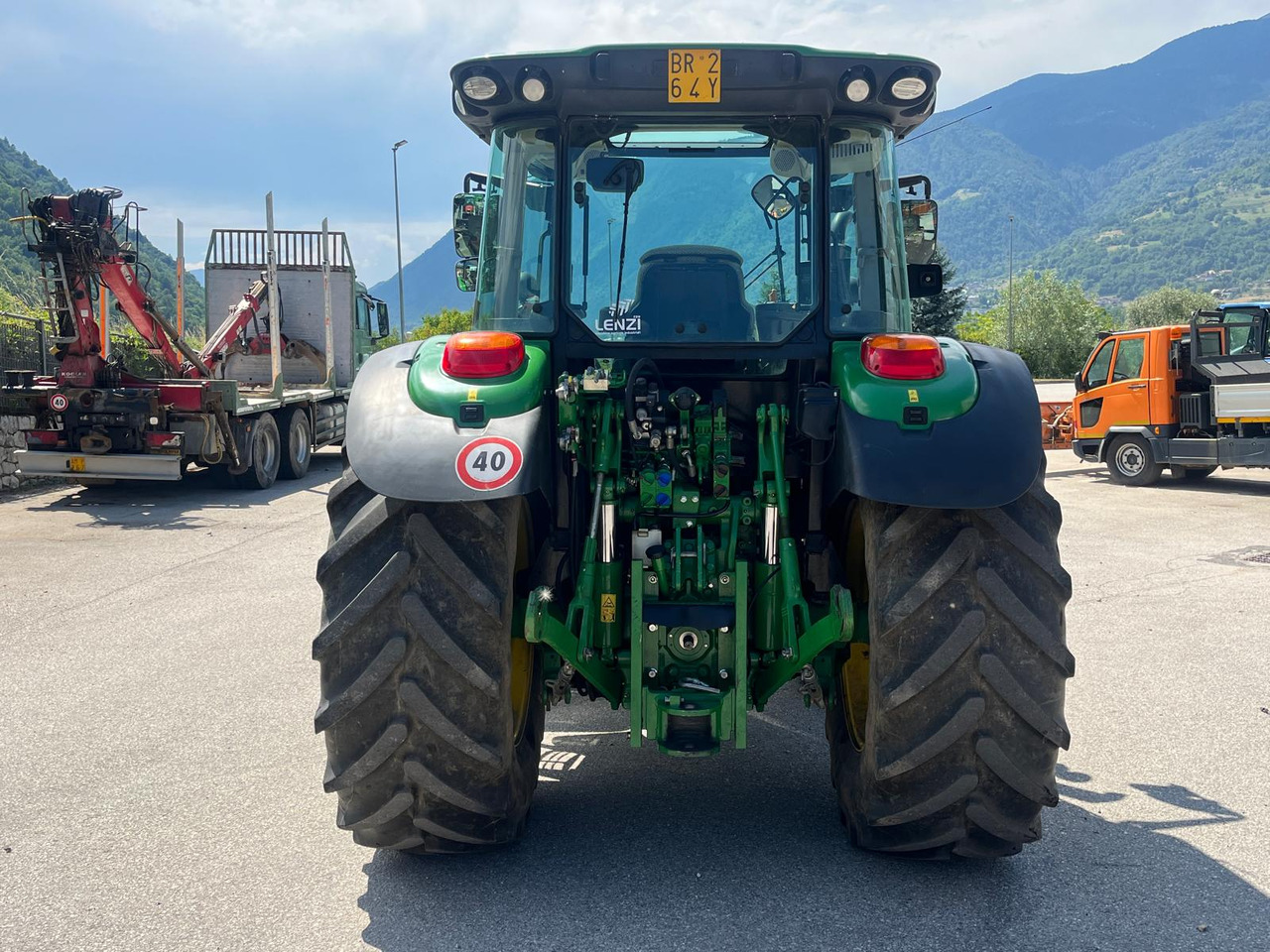 Трактор JOHN DEERE 5115R: снимка 7
