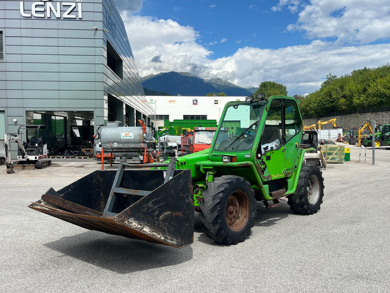 MERLO TELESCOPICO MERLO P 30.9 KT - Телескопичен товарач: снимка 2 MERLO TELESCOPICO MERLO P 30.9 KT - Телескопичен товарач: снимка 2