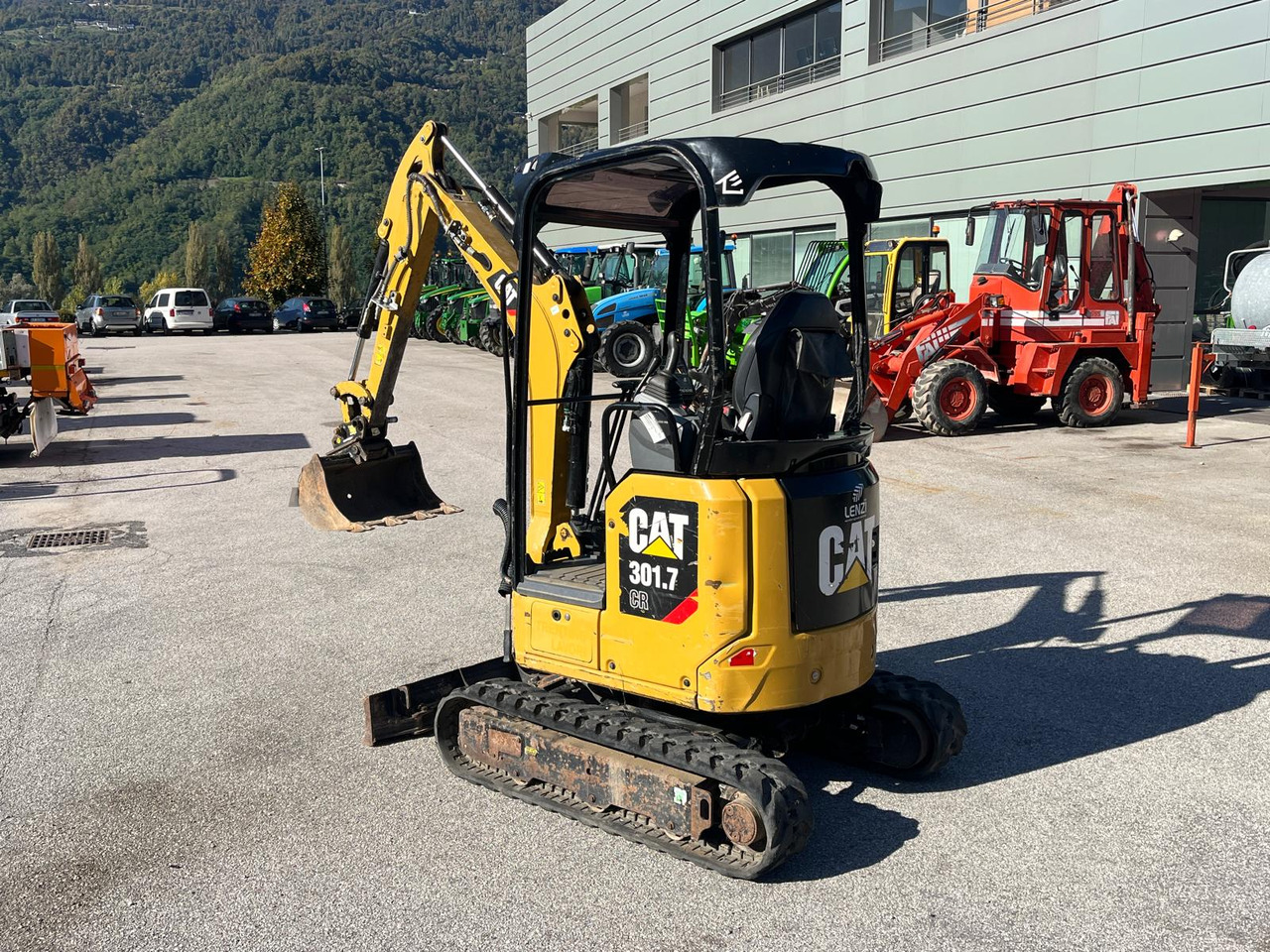 Мини багер MINIESCAVATORE CAT 301.7 CR: снимка 7 Мини багер MINIESCAVATORE CAT 301.7 CR: снимка 7