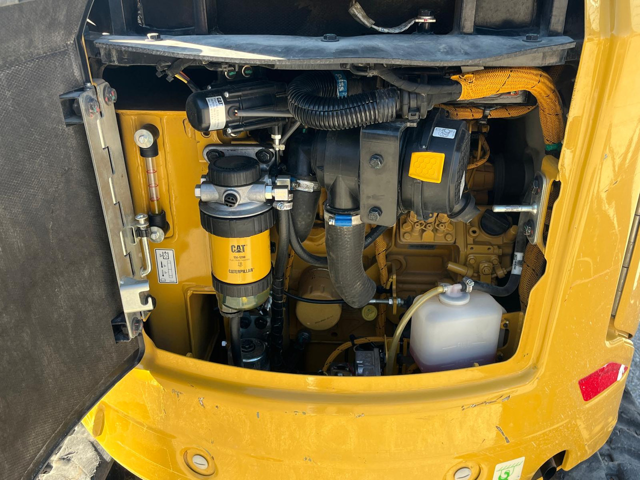 Мини багер MINIESCAVATORE CAT 301.7 CR: снимка 8 Мини багер MINIESCAVATORE CAT 301.7 CR: снимка 8