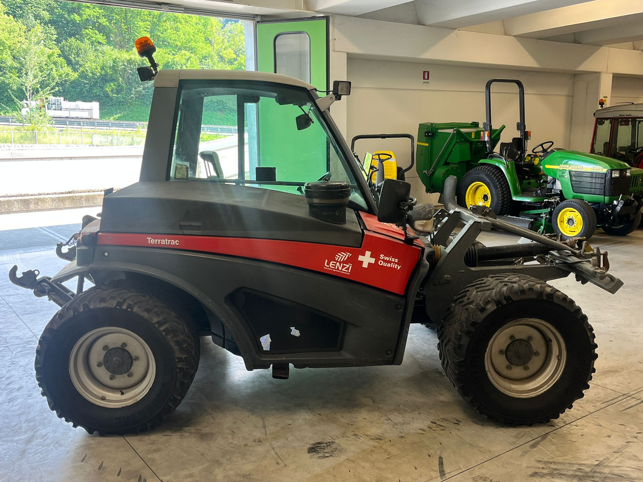 TRATTORE AEBI TT 270 - Трактор: снимка 5 TRATTORE AEBI TT 270 - Трактор: снимка 5