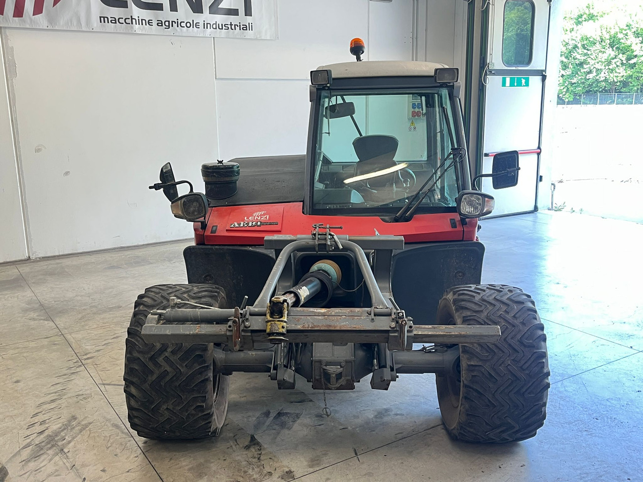 TRATTORE AEBI TT 270 - Трактор: снимка 3 TRATTORE AEBI TT 270 - Трактор: снимка 3