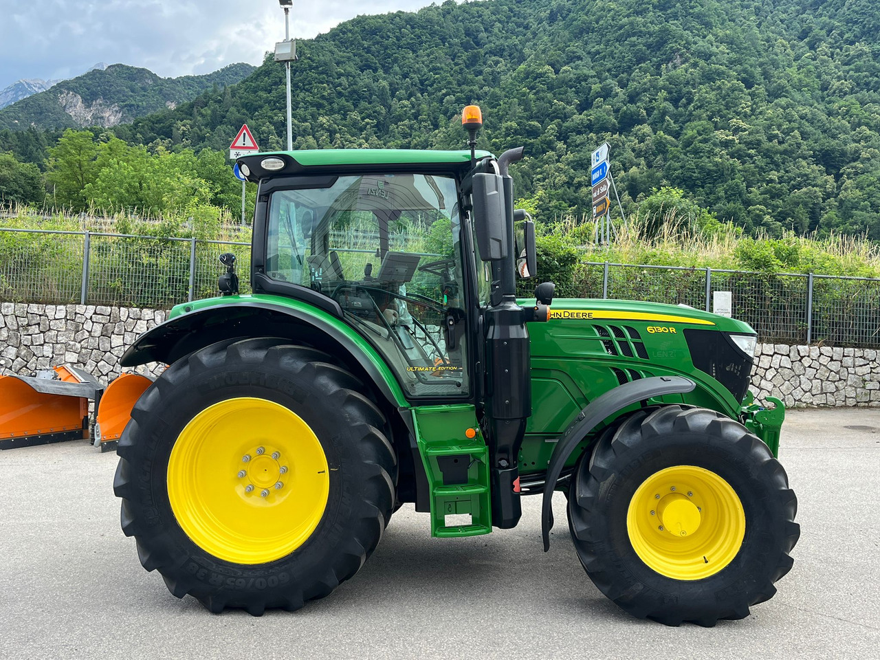 TRATTORE JOHN DEERE 6130R - Трактор: снимка 5 TRATTORE JOHN DEERE 6130R - Трактор: снимка 5