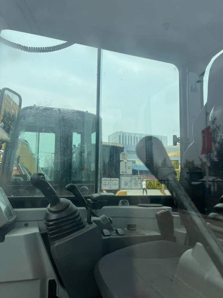 CAT 303.5 E CR - Мини багер: снимка 2 CAT 303.5 E CR - Мини багер: снимка 2