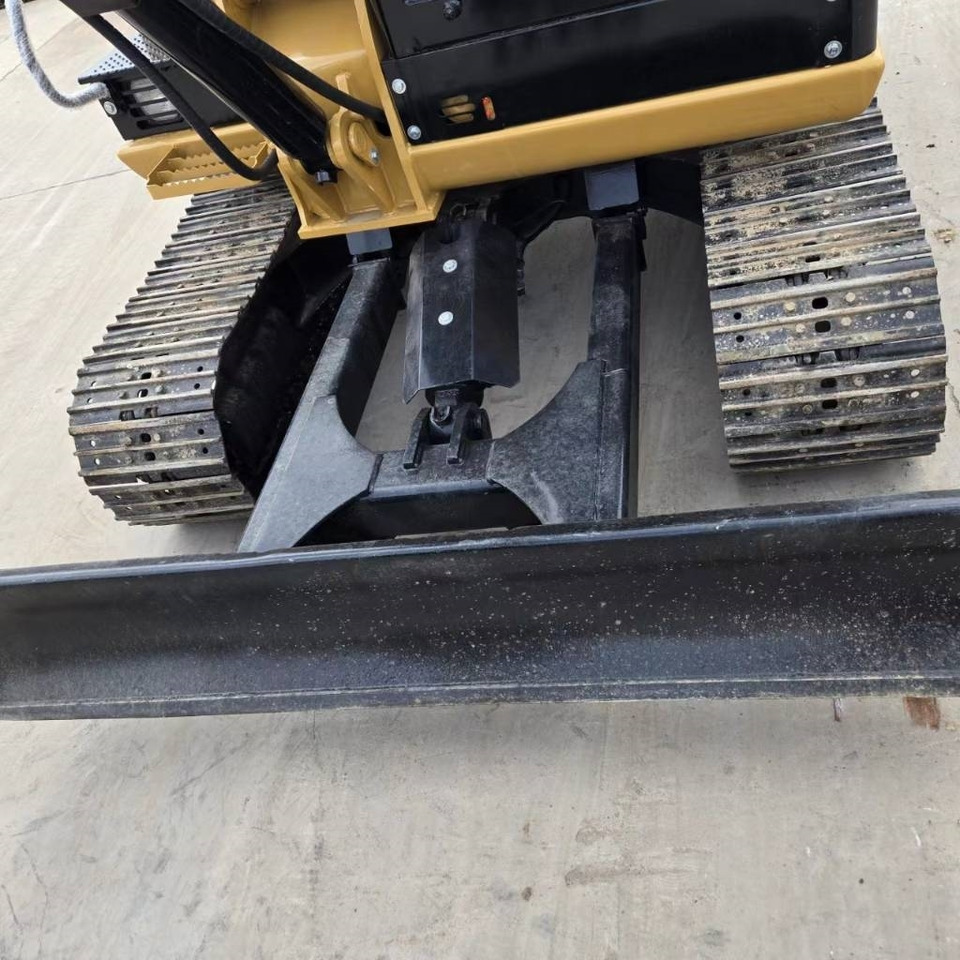CAT 305  - Мини багер: снимка 4 CAT 305  - Мини багер: снимка 4