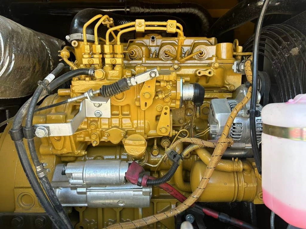 CAT 308 E 2 CR - Верижен багер: снимка 3 CAT 308 E 2 CR - Верижен багер: снимка 3