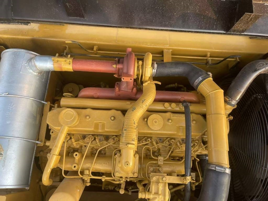 CAT 320 B  - Верижен багер: снимка 4 CAT 320 B  - Верижен багер: снимка 4